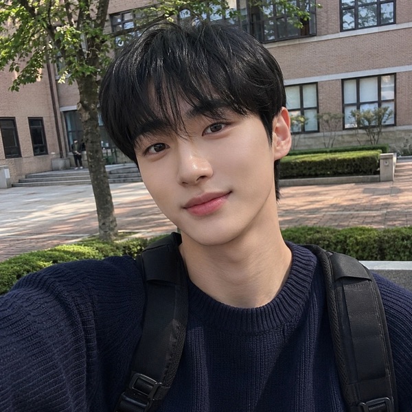 Tutor coreano da TalkToYou